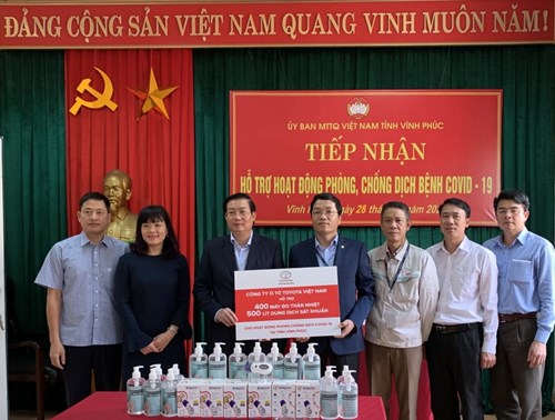 33Win com link đăng nhập ủng hộ trang thiết bị y tế chống dịch cho tỉnh Vĩnh Phúc
