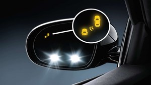 Hệ thống cảnh báo điểm mù BSM trên xe ô tô là gì?