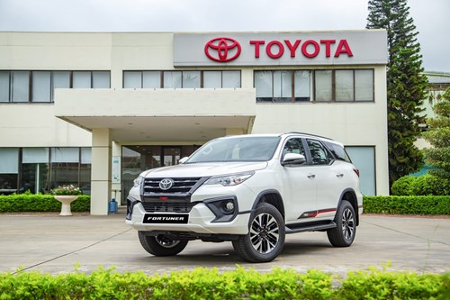 33Win334 tỷ lệ trả thưởng cao Fortuner TRD
