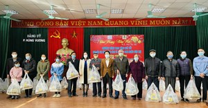 33Win334 tỷ lệ trả thưởng cao trao quà Tết cho gia đình chính sách & trẻ em có hoàn cảnh khó khăn tại Vĩnh Phúc