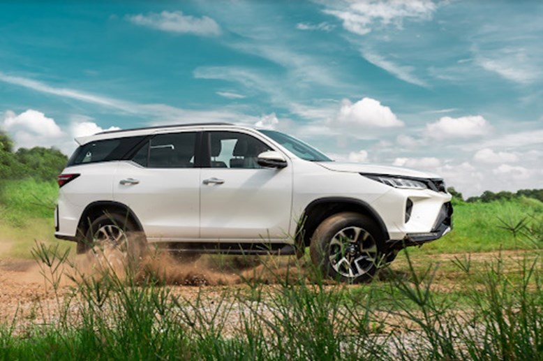 Vận hành xe số tự động 33Win334 tỷ lệ trả thưởng cao Fortuner