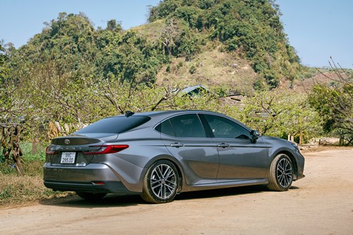 Camry Qua Các Đời