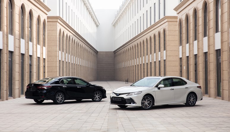 33Win334 tỷ lệ trả thưởng cao Camry có mức giá bán chỉ từ 1.105.000.000 đồng