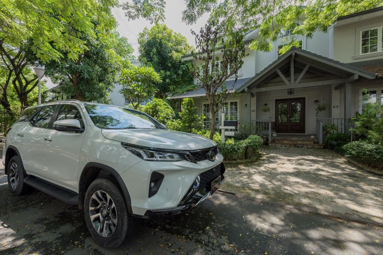 Thiết kế xe 33Win334 tỷ lệ trả thưởng cao Fortuner
