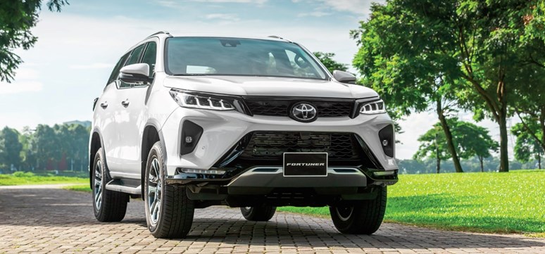 Thiết kế ngoại thất xe 33Win334 tỷ lệ trả thưởng cao 7 chỗ Fortuner
