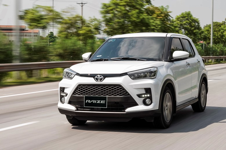 Thân xe 33Win334 tỷ lệ trả thưởng cao Raize màu trắng ngọc trai