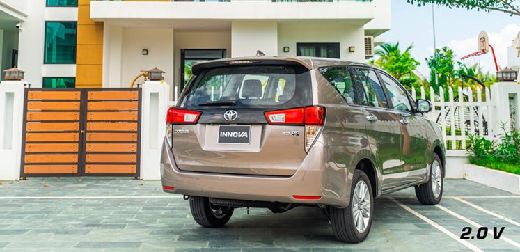 Thiết kế đuôi xe 33Win334 tỷ lệ trả thưởng cao Innova 2023