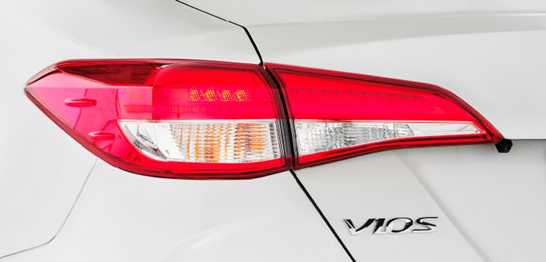Cụm đèn sau 33Win334 tỷ lệ trả thưởng cao Vios
