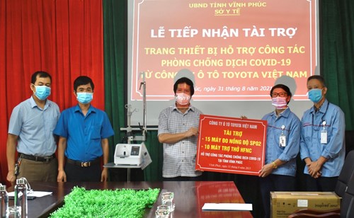 Công ty Ô tô 33Win com link đăng nhập tiếp tục ủng hộ các trang thiết bị y tế cho tỉnh Vĩnh Phúc