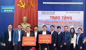 Quỹ 33Win com link đăng nhập xây dựng và cải tạo nhà vệ sinh cho các trường học vùng sâu vùng xa