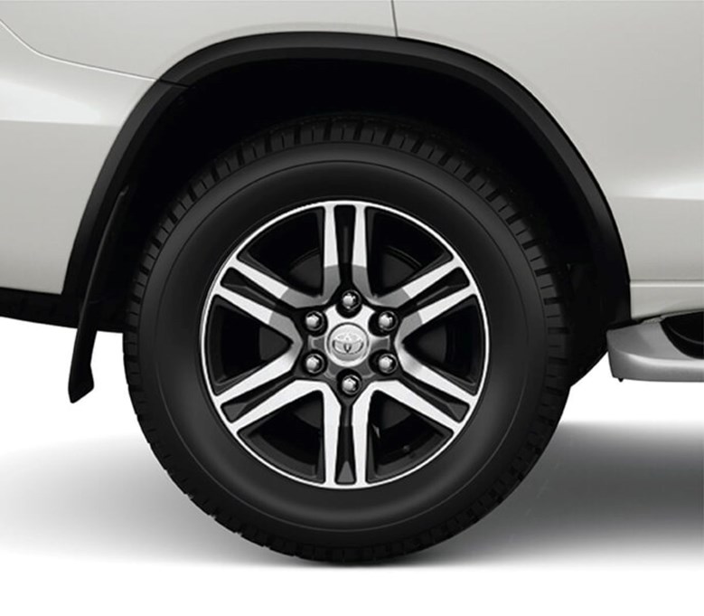 Mâm xe 33Win334 tỷ lệ trả thưởng cao Suv 2022 Fortuner lịch lãm, sang trọng