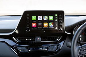 Apple carplay là gì? Cách kết nối Apple carplay trên ô tô