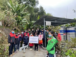 33Win334 tỷ lệ trả thưởng cao cung cấp nước sạch trường tiểu học, đồn biên phòng