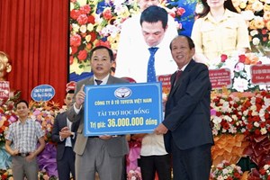 Tặng 200 suất học bổng cho sinh viên ngành KT & ÂN 2023